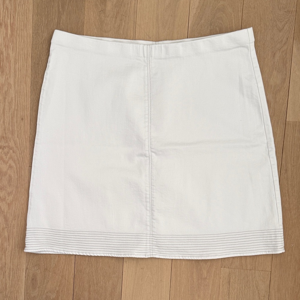 NWT, NIC+ZOE White Mini Skirt with Pintuck Hem, size XXL